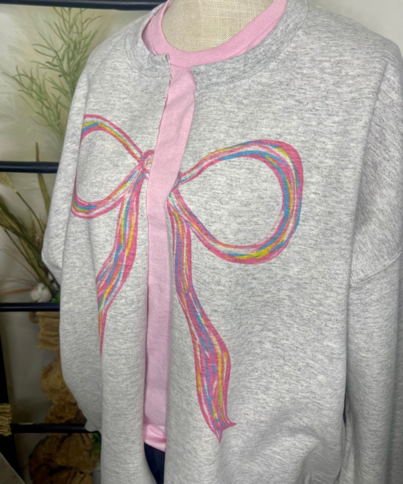 Bow Split Sweatshirt