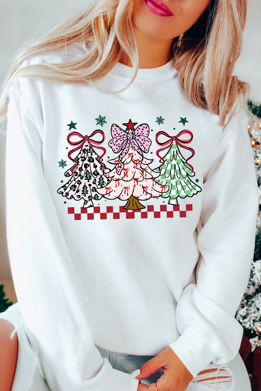 White Christmas Tree Graphic Heat Transfer Printing Holiday Sweatshirt