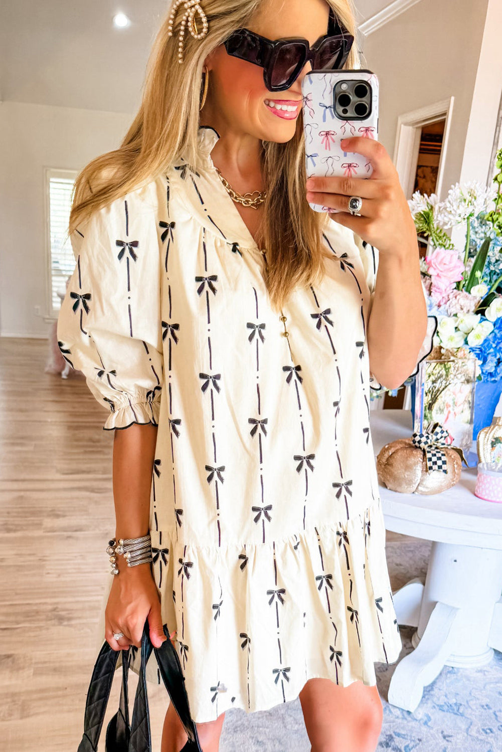 Beige Cute Bowknot Printed Bubble Sleeve V Neck Mini Dress