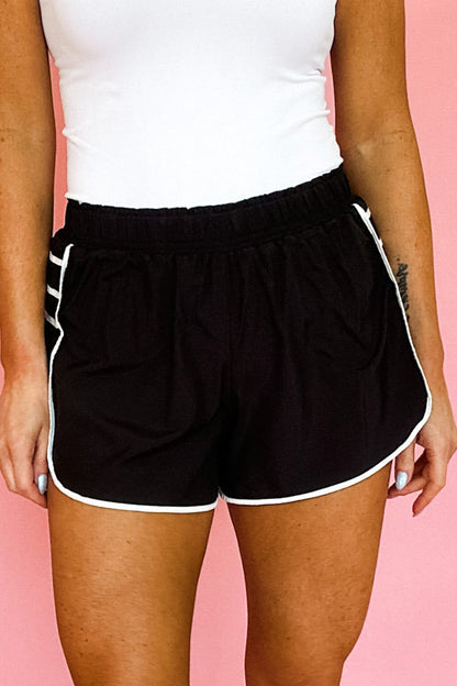 Black Contrast Trim Pleated Casual Active Shorts
