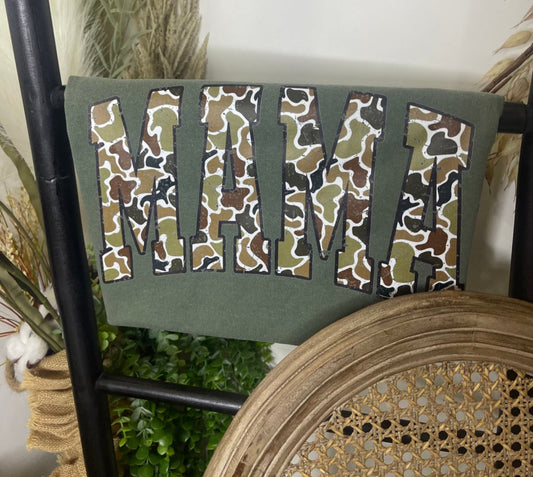 Mama camo tee