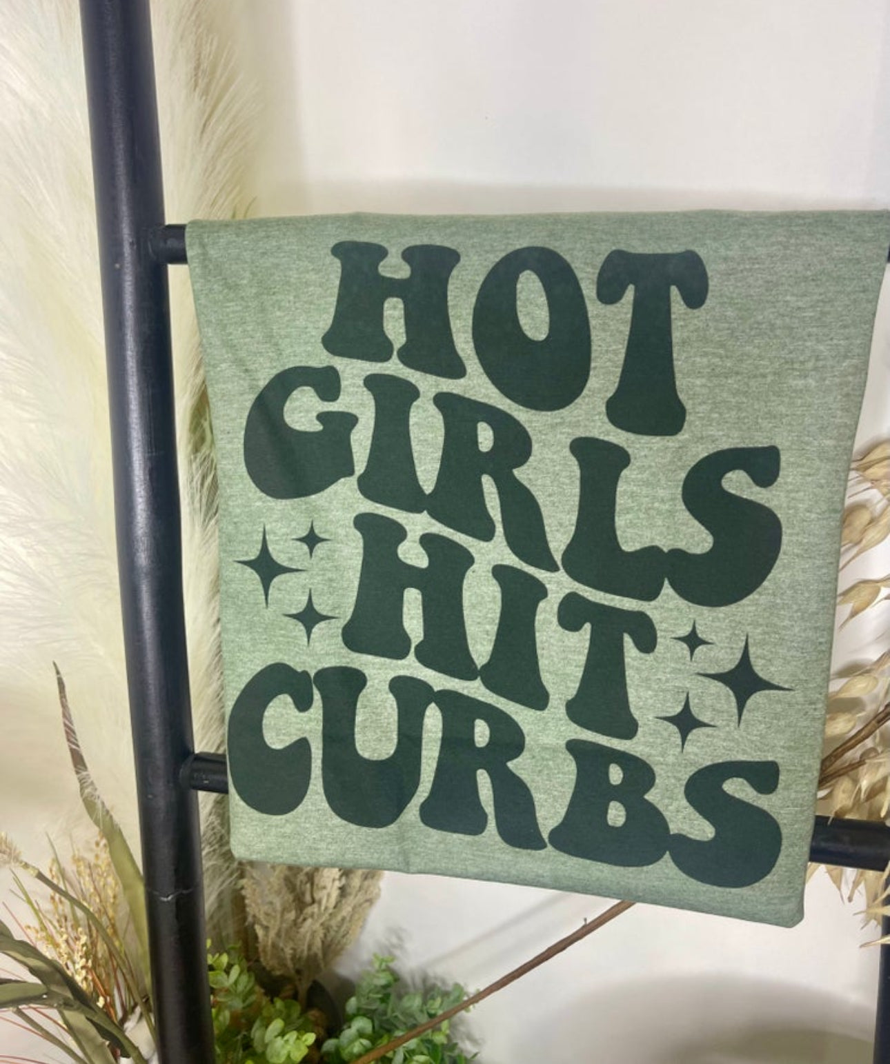Hot Girls hit curbs Tee