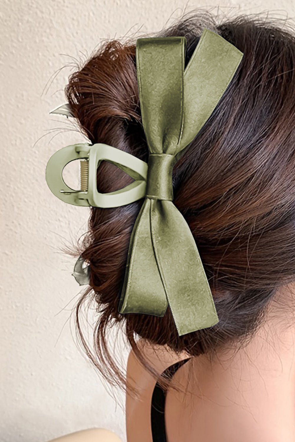 Light French Beige Solid Color Ribbon Bow Decor Hair Clip