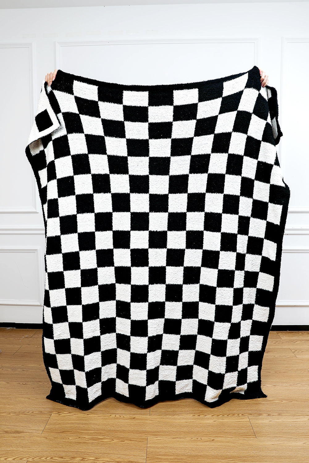 Black & White Checkerboard 127*152cm Flannel Blanket